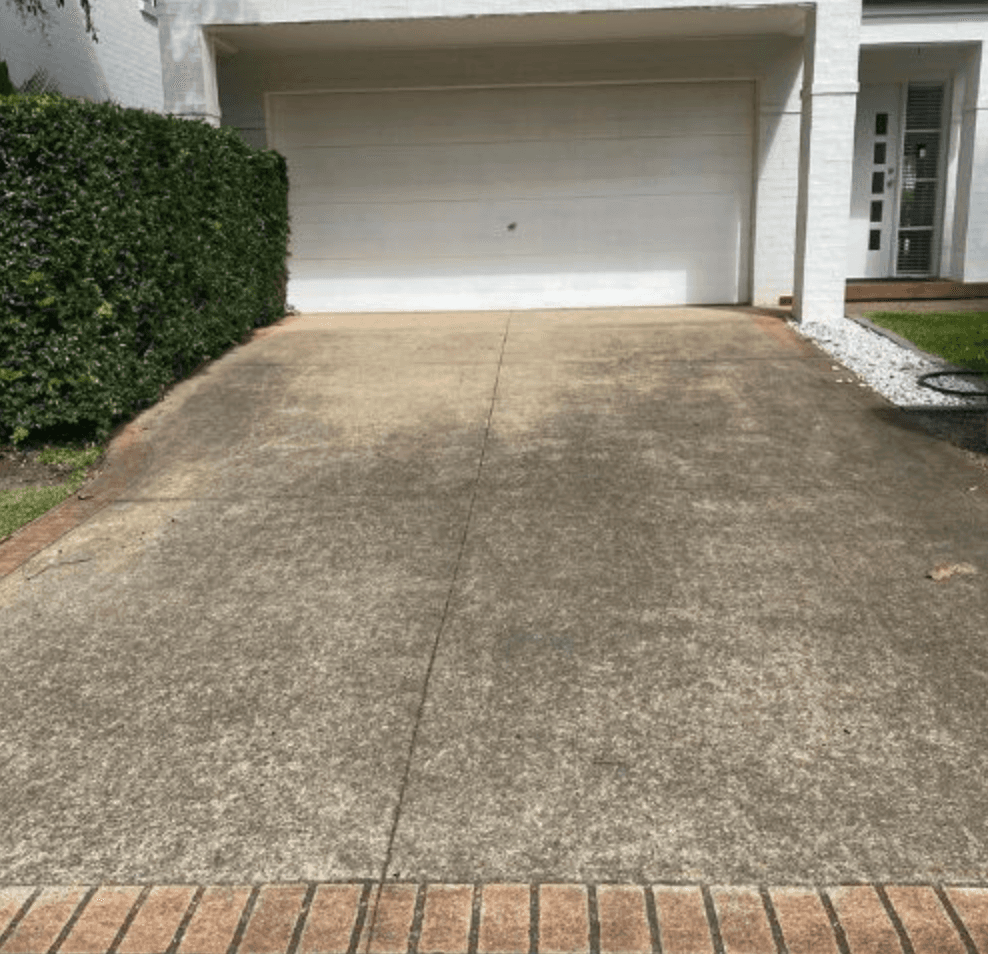 High-Pressure Driveway & Paving Cleaning